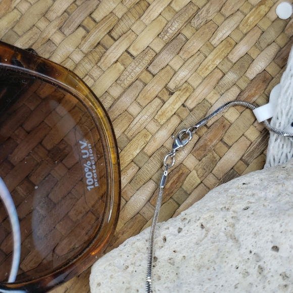 2/$15 NWT fashion boat and anchor necklace - Picture 6 of 6